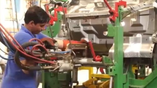 本土化生產助力成本優化——中外合資汽車廠簡易零件與化妝品產業實踐